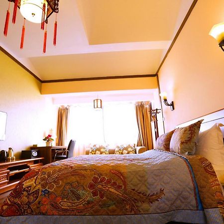Oak Inn Lijiang  Extérieur photo
